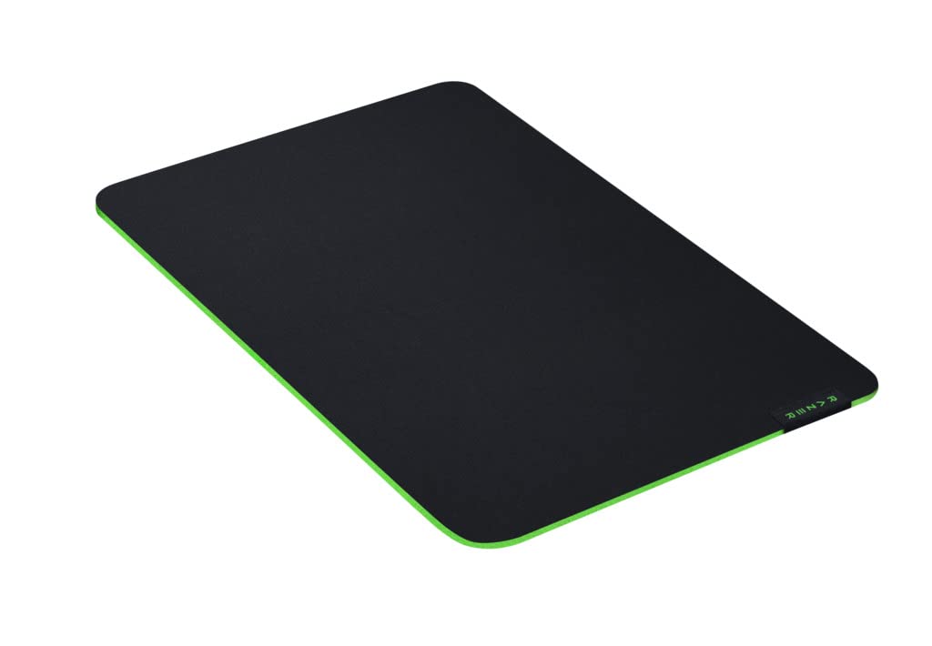 Razer Gigantus V2 Medium - Soft Medium Gaming Mouse Mat for Speed and Control (Non-Slip Rubber
