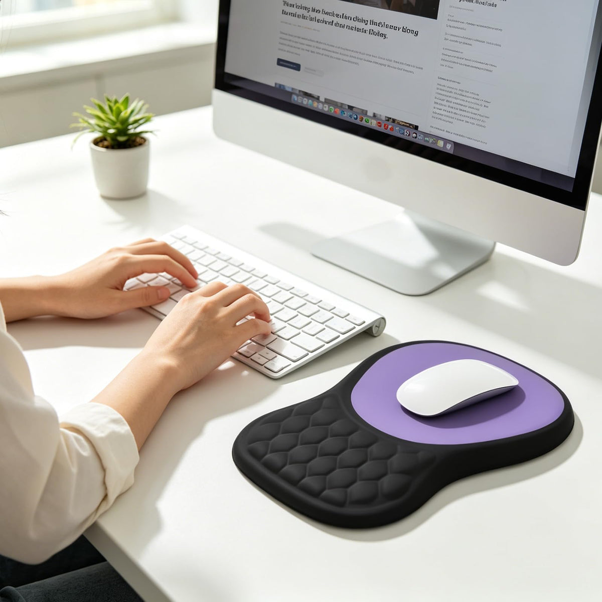 EooCoo Massage Ergonomic Mouse Pad with Dual-Slope Design Wrist Rest