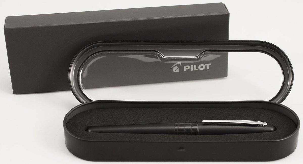 PILOT MR Animal Collection Fountain Pen in Gift Box, Matte Black Barrel with Crocodile Accent, Fine