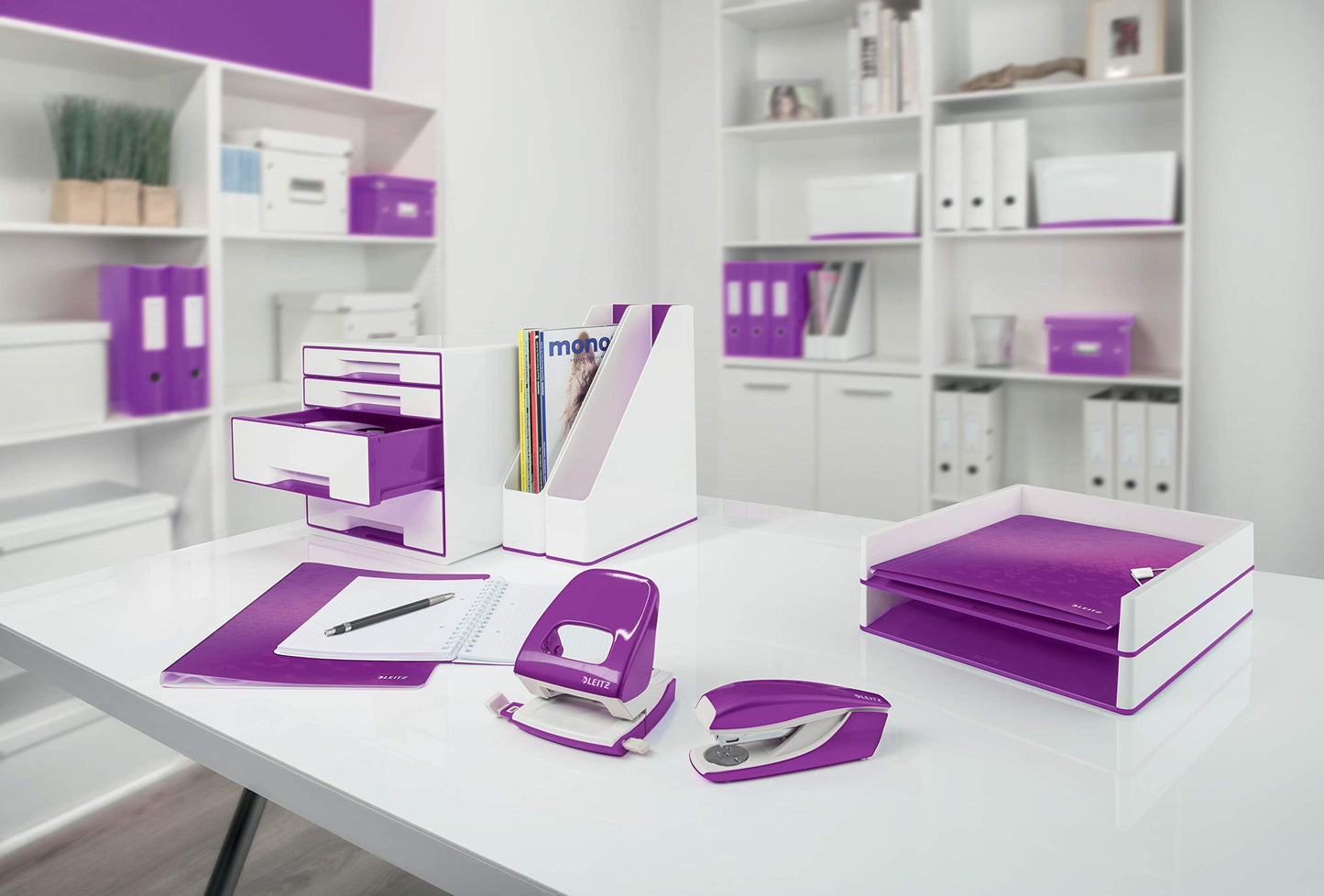 Leitz 4 Ring Binder, Holds up to 190 Sheets, Wow Range, 25 mm Spine, 42580062 - A4, Purple