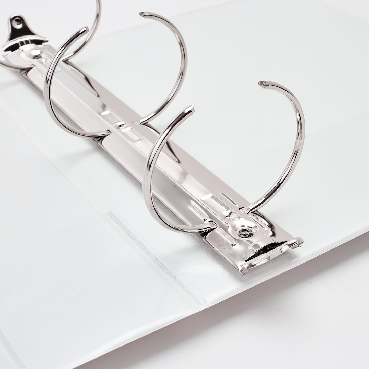 Avery Standard View 3 Ring Binders, 1.5" Round Rings, 275-Sheet Capacity, 2.1 Inch Wide Spine