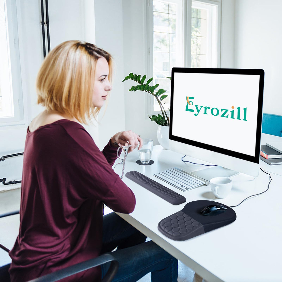 EYROZILL 3 in 1 Ergonomic Mousepad with Wrist Rest, Gaming Keyboard Mouse Pad with Wrist Support