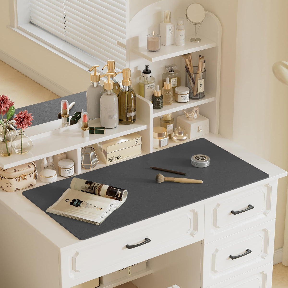Aothia Faux Leather Desk Mat – Large Mouse Pad, Non-Slip PU Leather Blotter, Waterproof Writing
