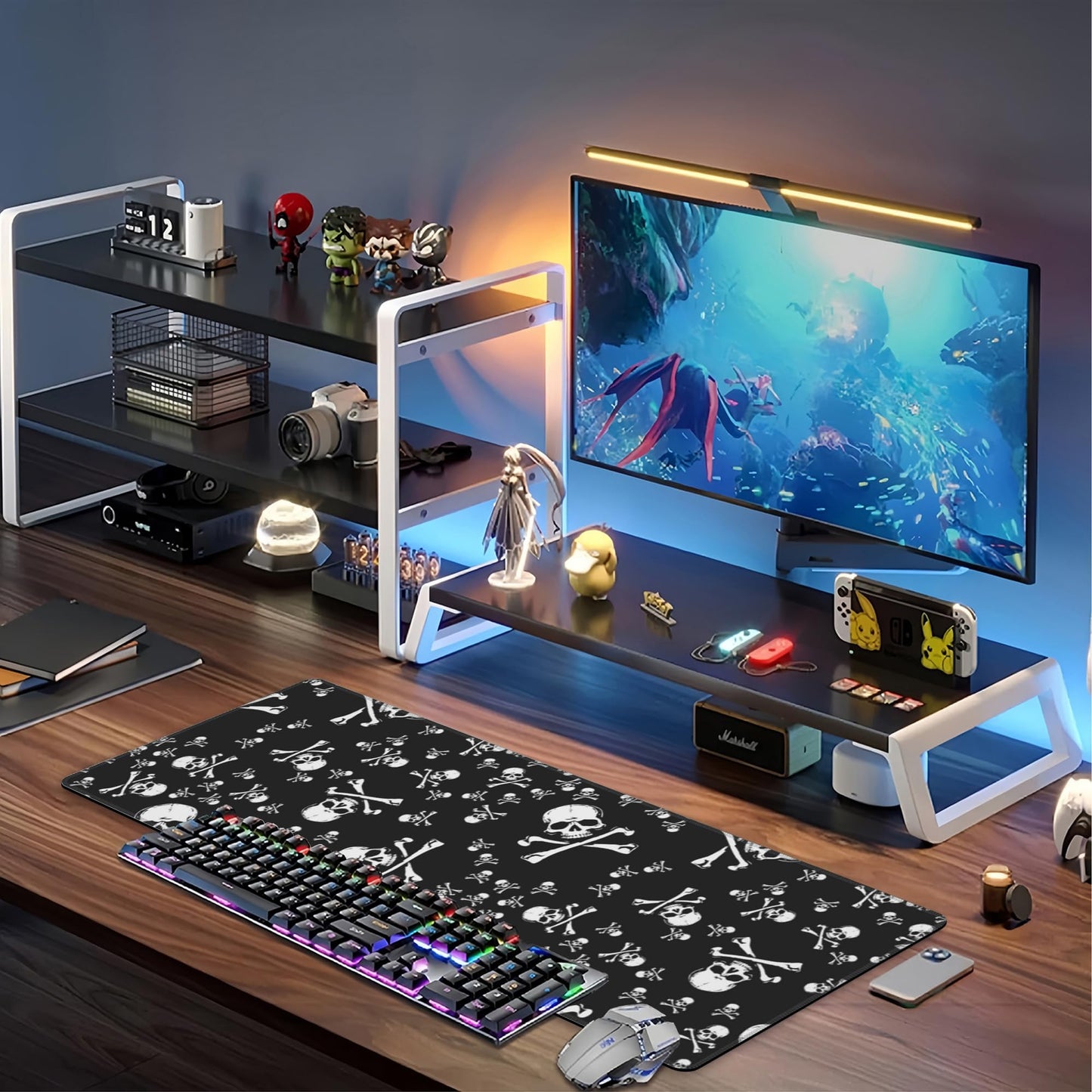 Skull Head Desk Mat,Large Pirate Skull Crossbones Gaming Keyboard Mouse Pad,Non-Slip Rubber Base