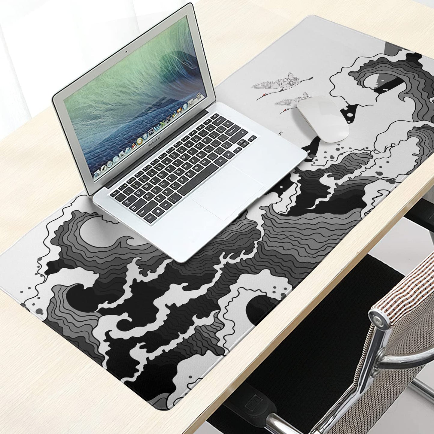 Japanese Red and Black Wave Mouse Pad 35.4 X 15.7 Inch Extended Large Cool Mouse Mat Non-Slip