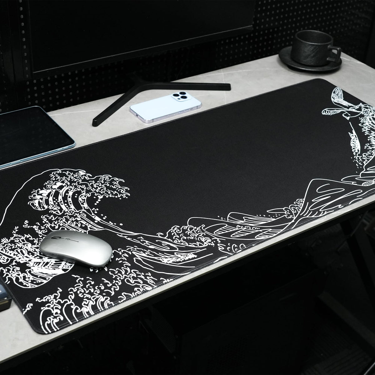 Large Gaming Mouse Pad for Desk,Kanagawa XXL Mouse Pad 35.4x15.7 Inch,Waterproof Desk Pad,Non-Slip