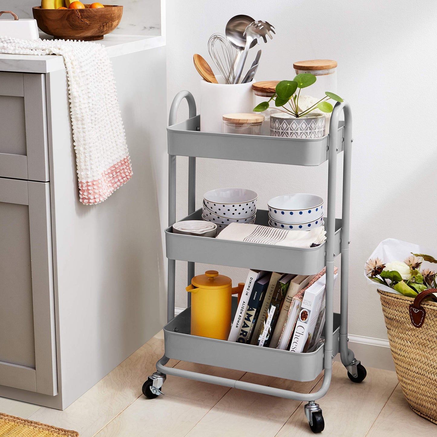 Amazon Basics 3-Tier Rolling Utility or Kitchen Cart, Lockable Wheels, Multifunctional Storage