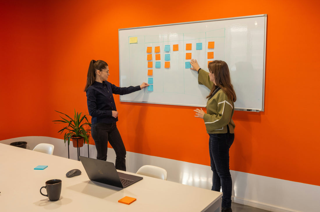 Whiteboard vs. Corkboard: Choose a Planning Surface