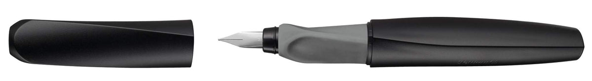 Pelikan Twist Fountain Pen with 2 Ink Cartridges, Medium Nib, Black, Blister Card (946814)
