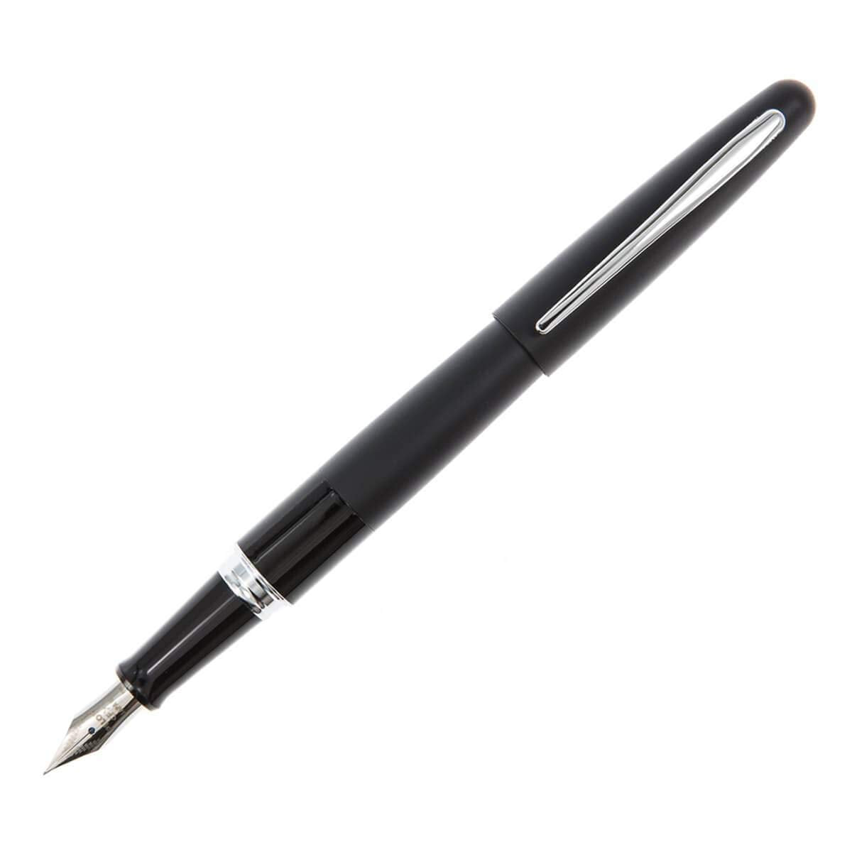 PILOT Metropolitan Collection Fountain Pen, Black Barrel, Classic Design, Fine Nib, Black Ink