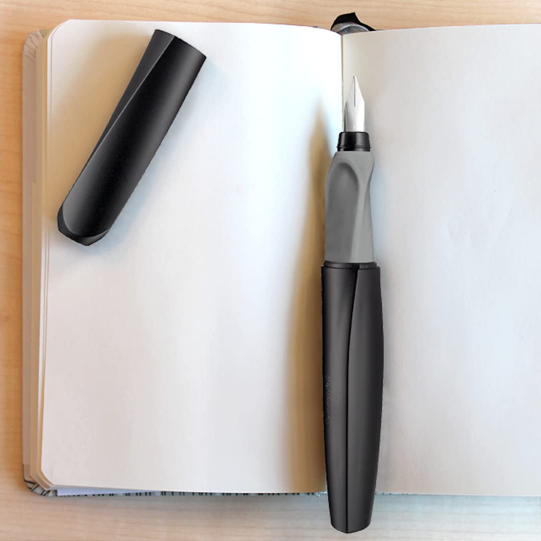 Pelikan Twist Fountain Pen with 2 Ink Cartridges, Medium Nib, Black, Blister Card (946814)