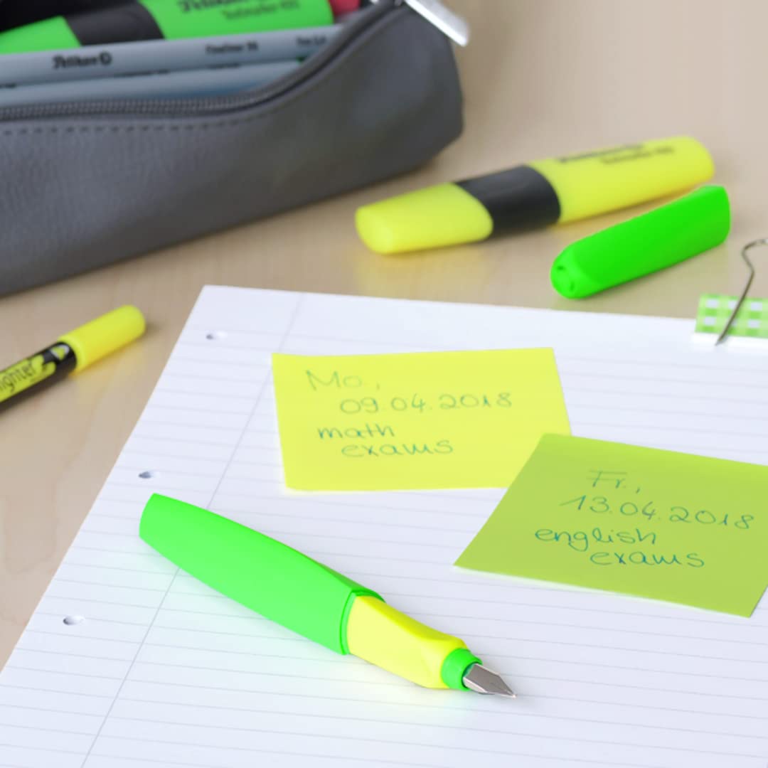 Pelikan Twist Fountain Pen with 2 Ink Cartridges, Medium Nib, Neon Green, Blister Card (807302)