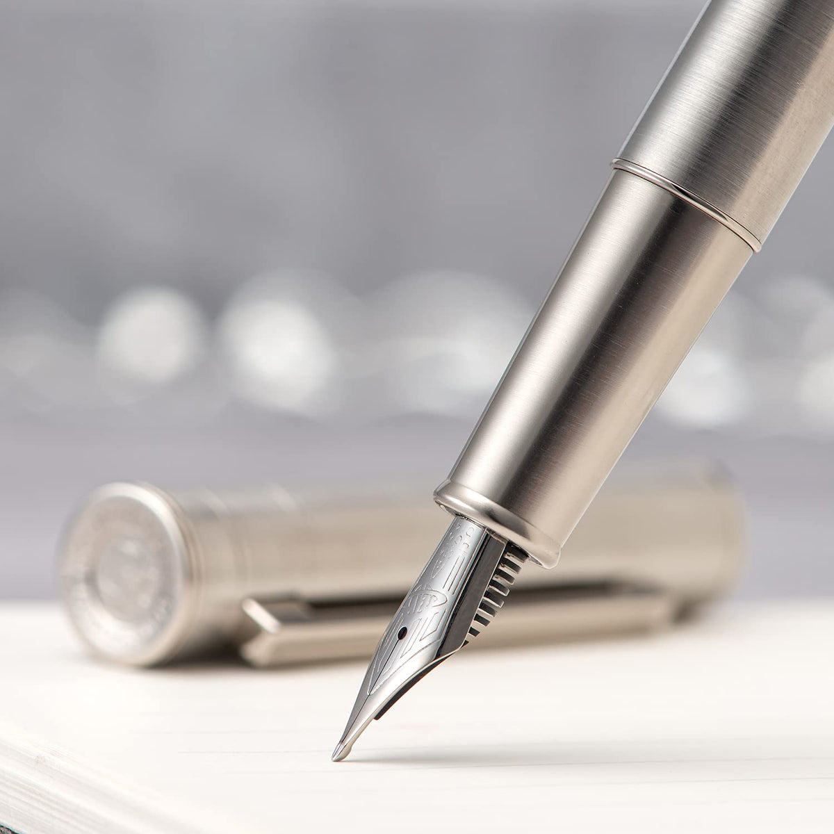 Hongdian 1861 Stainless Steel Fountain Pen Long Blade Nib, Classic Design Smooth Writing Pen with