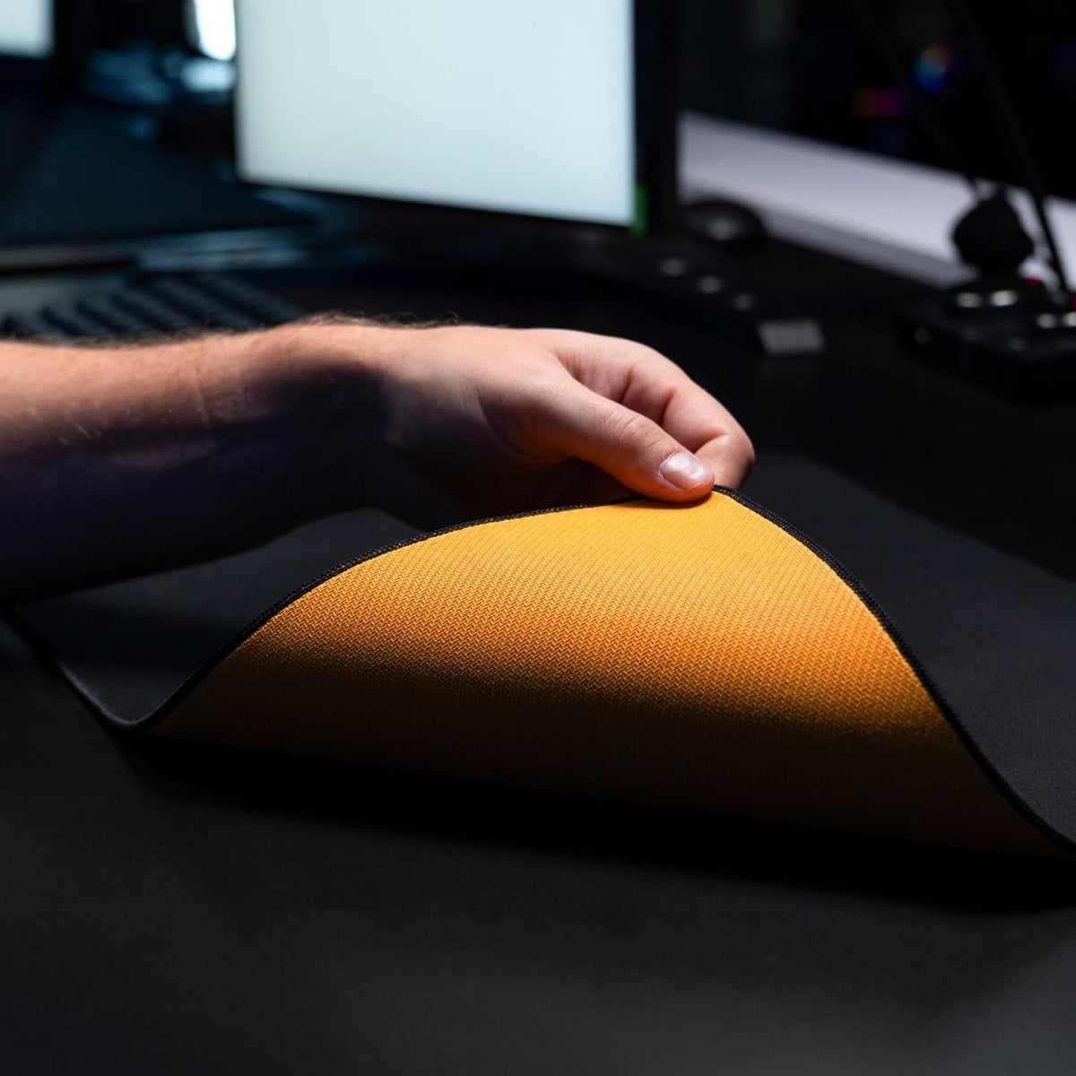 Glorious Gaming Mouse Pad GMP 2 - XXL - Spill-Proof Mouse Pad, Optimised for Gaming Sensors