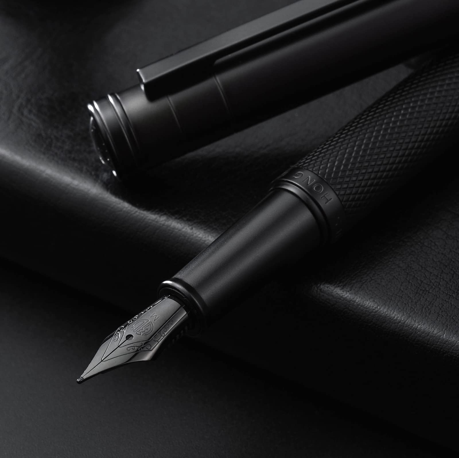 Hongdian Black Forest Fountain Pen Medium Nib Classic Design with Converter and Metal Pen Case Set