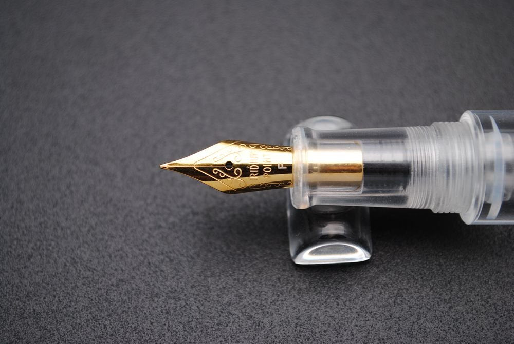 czxwyst Wancai Mini Transparent Pocket-Size Eyedropper Fountain Pen Fine Nib 0.5mm (Clear and