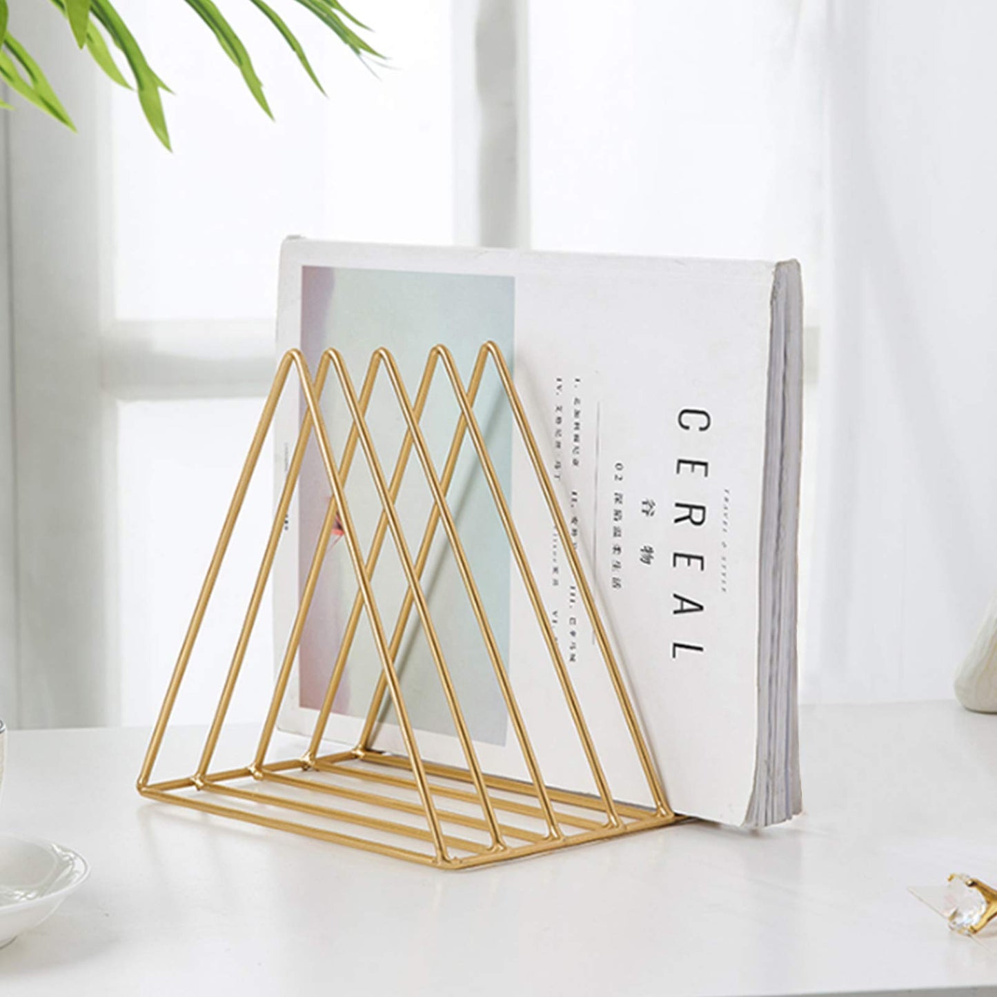 QPEY 5-Slot Gold Metal Triangle File Holder, 1pc for Office