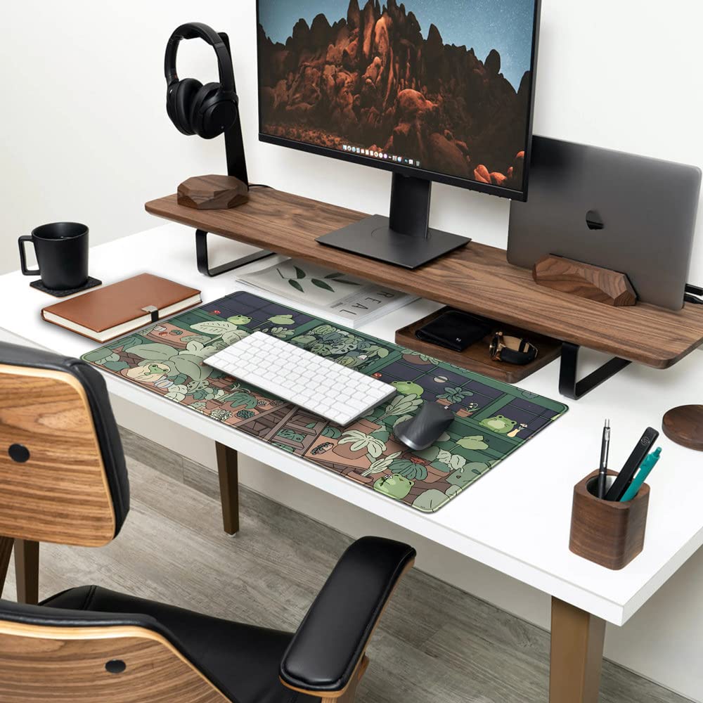 Cute Frog Mouse Pad Desk Pad Kawaii Green Decor Mat, Large Gaming Mouse Pad for Desk Computer