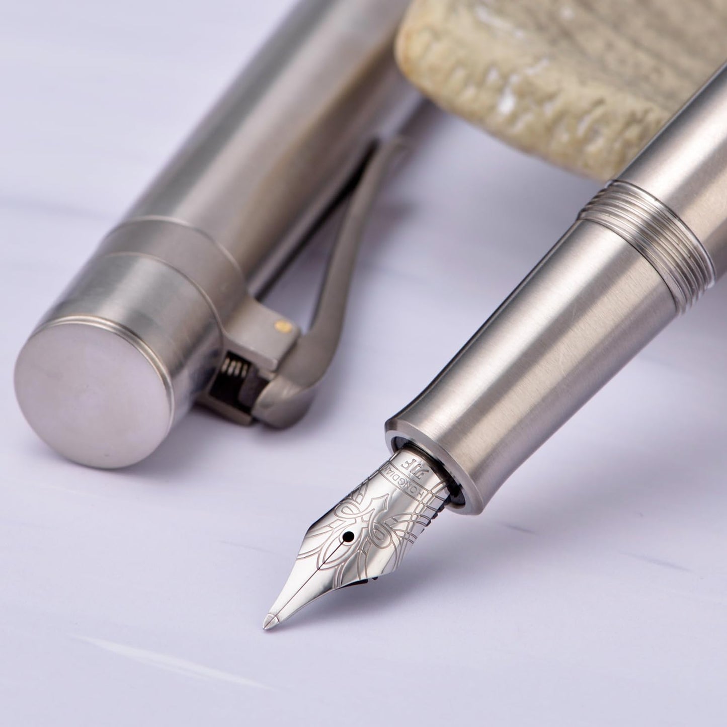 HONG DIAN M2 Titanium Mini Fountain Pen, Long Blade Nib & Sleek Shape Metal Short Pocket Travel Pen