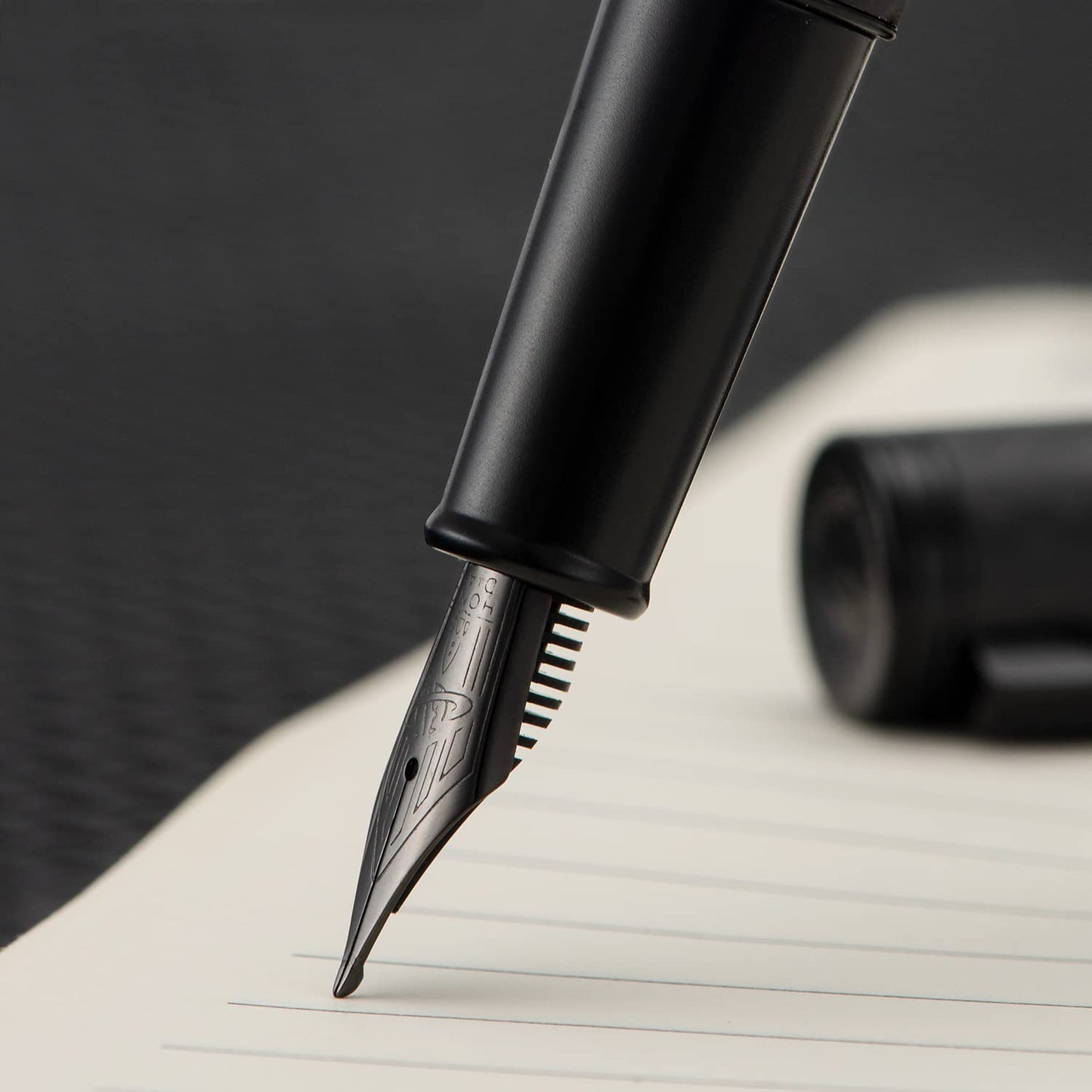 HONG DIAN 1861 Fountain Pen, Long Blade Nib, Black Carbon Fiber Design with Converter and Metal Pen