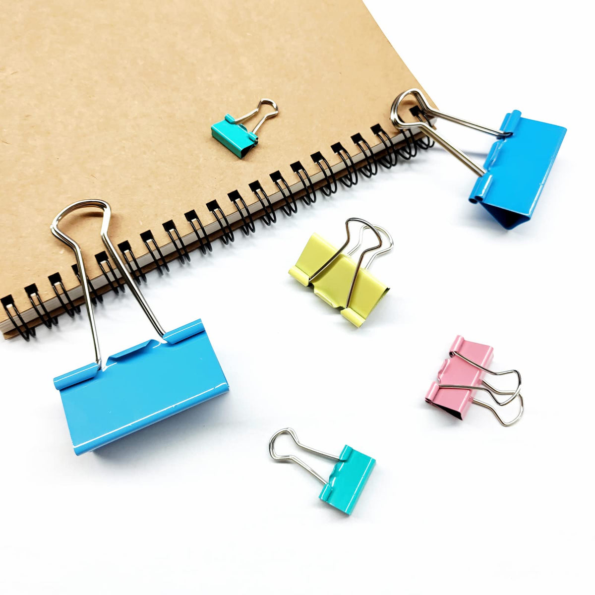 Ykimok 100 Pcs Colored Binder Clips, Metal Paper Clamps 6 Assorted Sizes, Extra Large, Large