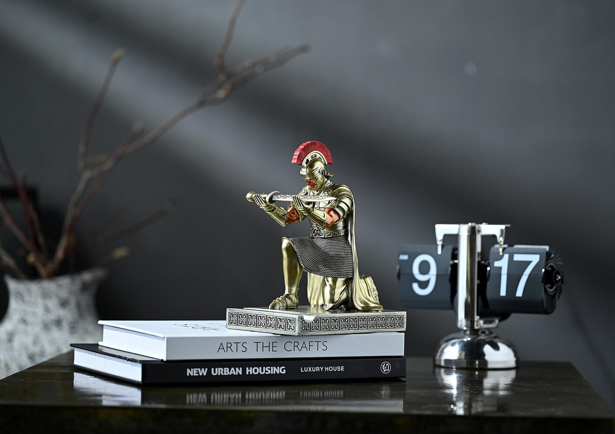 Roman Praetorian Prefect Warrior Knight Pen Holder Desk Ornament Bronze