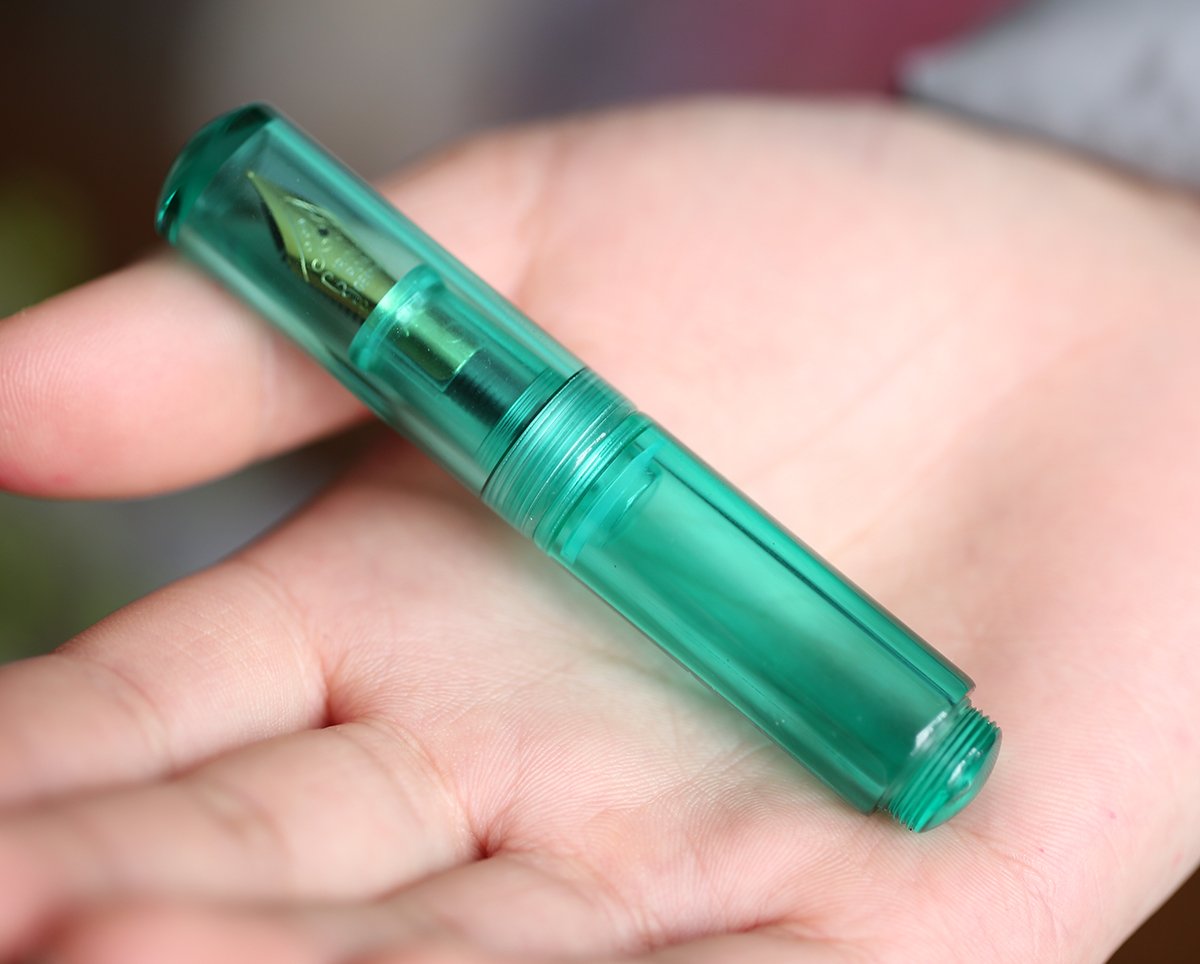 erofa Wancai Mini Fountain Pen (Extra Fine Nib 0.38mm) Pocket-Size Travel Short Writing Gift Pen