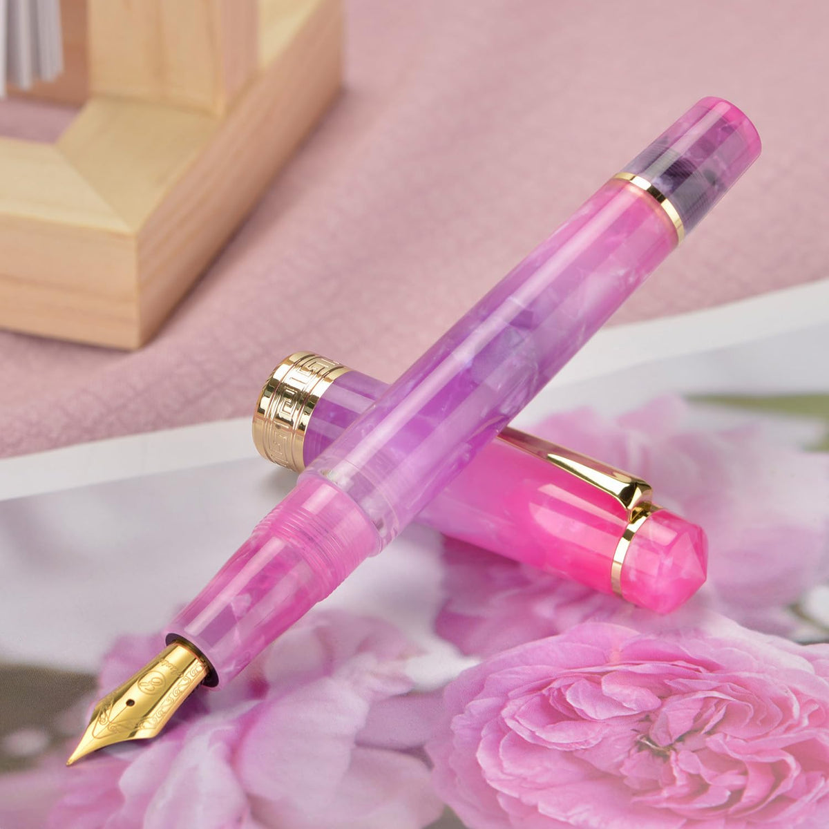 Asvine P20 Piston Fountain Pen Gradual Purple Resin, Iridium Medium Nib Gold Trim Smooth Writer