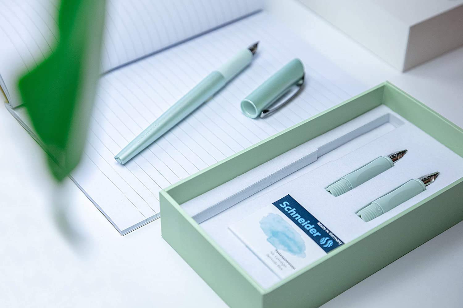Schneider Callissima Calligraphy Fountain Pen Gift Set: Mint, 1.1 mm, 1.5 mm, 1.8 mm