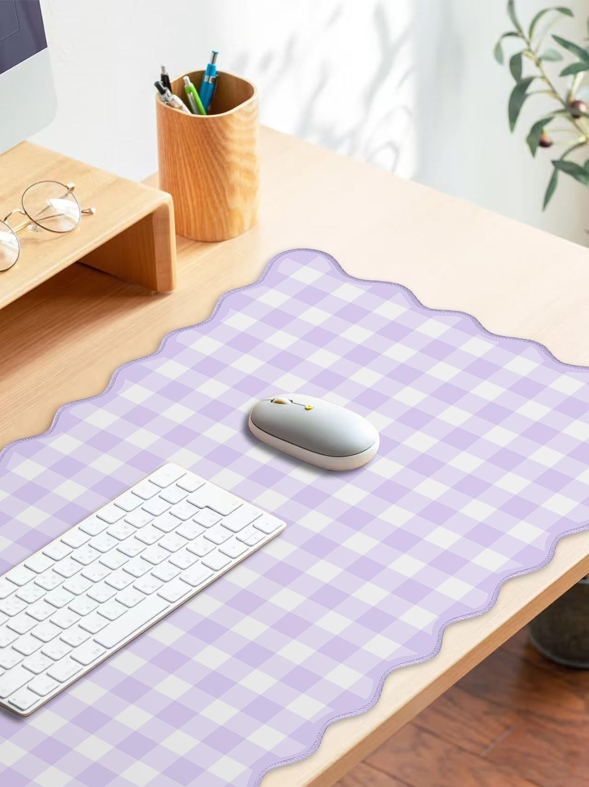 Light Purple Scalloped‌ Checkered Gingham Desk Mat Cute Pastel Large Mouse Pad Kawaii Cottagecore