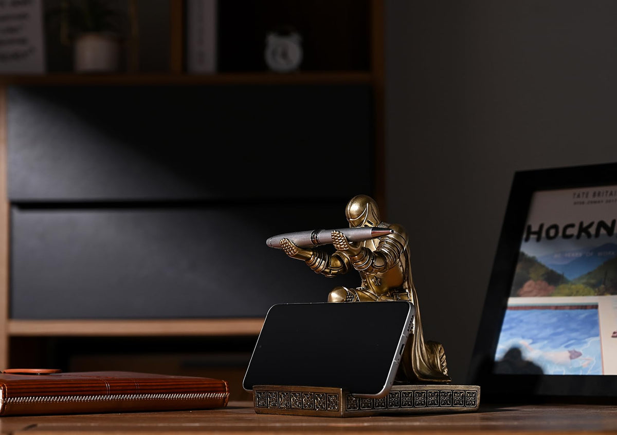Windbreaker Soldier Knight Pen Holder Personalized Desk Accessory Bronze