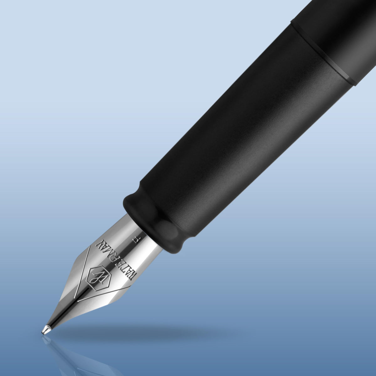Waterman Allure Fountain Pen | Black Lacquer | Fine Nib | Blue Ink