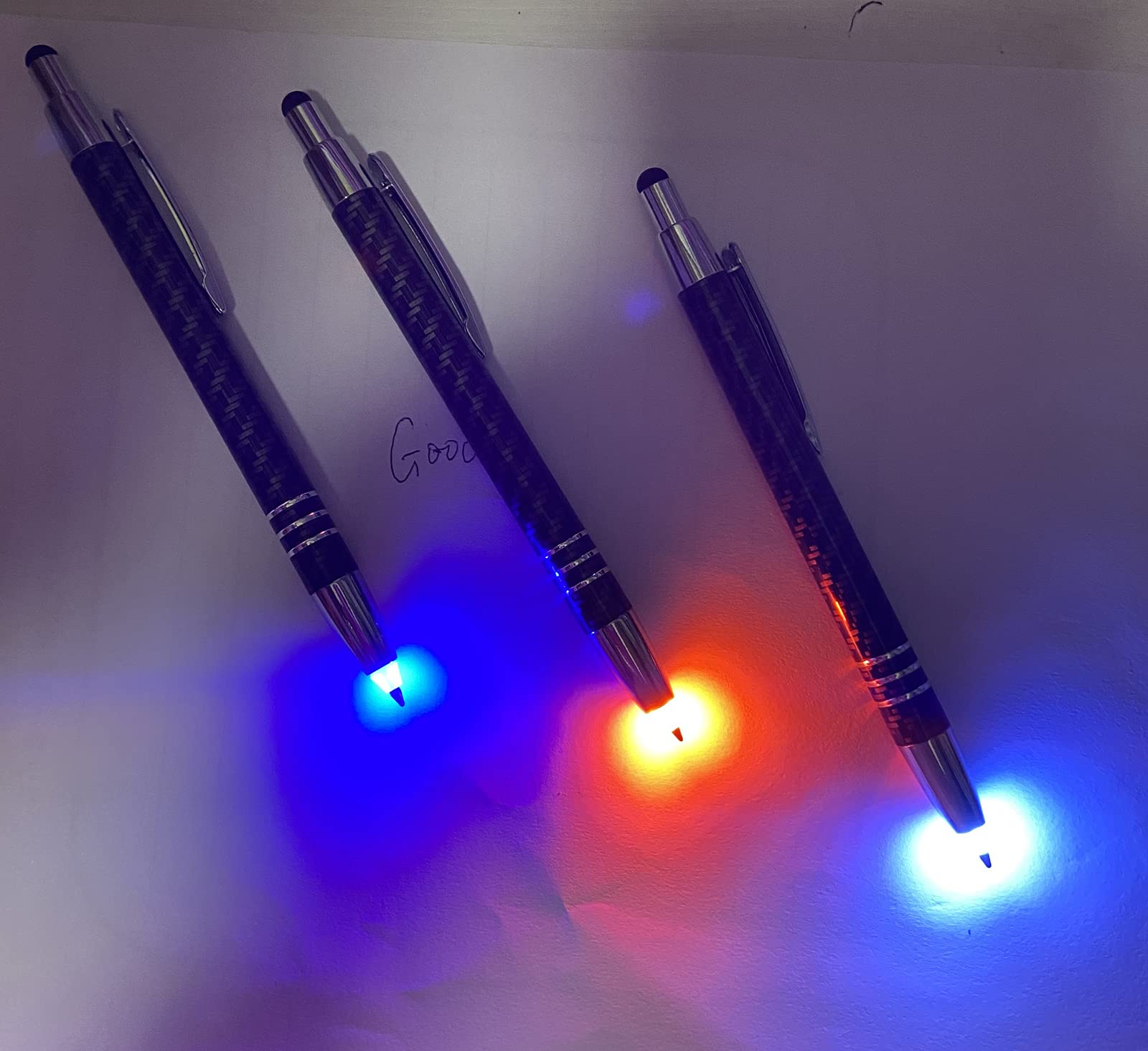 Glovion Lighted Tip Pen with Stylus 3-in-1 - LED Penlight Light Up Pen Light Ballpoint Pen with