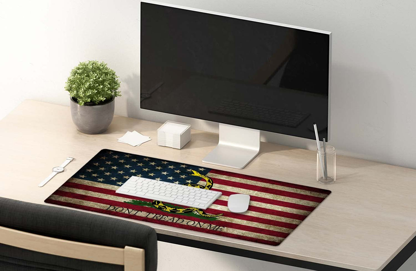 SSOIU Desk Mat,Large Mouse Pad 35.5" x 15.7" XXL Extended Gaming Mouse Pad Mat with Non-Slip Base