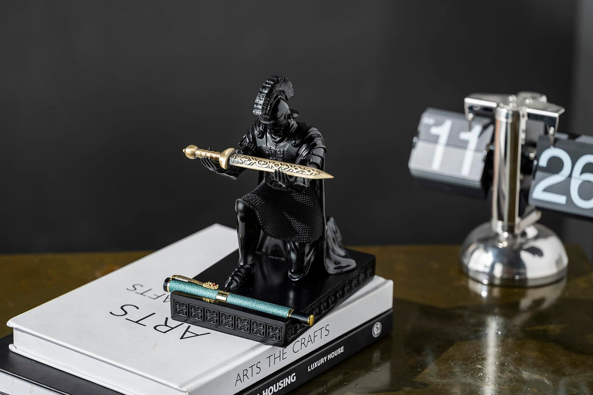 Roman Praetorian Prefect Warrior Knight Pen Holder Desk Ornament Black