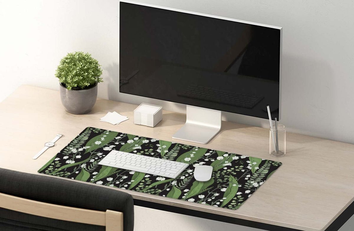 SSOIU Desk Mat, Extended Gaming Mouse Pad 35.5x15.7 in, Large Non-Slip Rubber Base Mousepad with