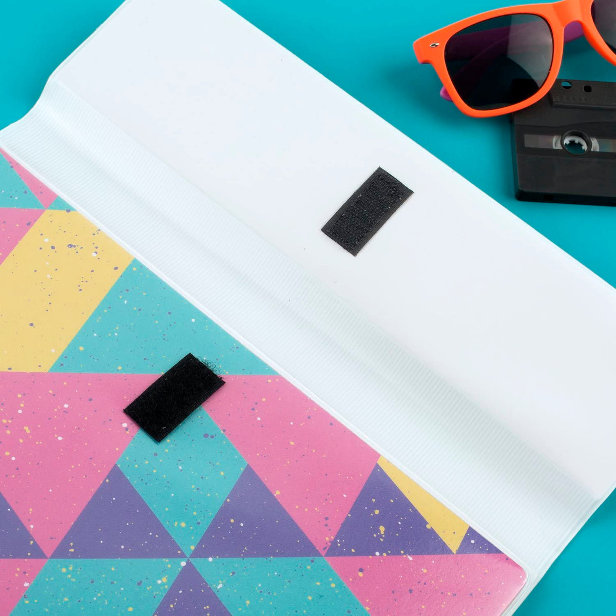 Mead Trapper Keeper Binder, Retro Design, 1 Inch Binder with Folders and Pockets, Holds 8-1/2" x