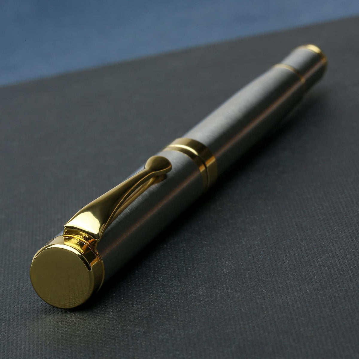 YIVONKA Luxury Ballpoint Pens Best Ball Pen Gift Set for Men & Women Professional Executive Office