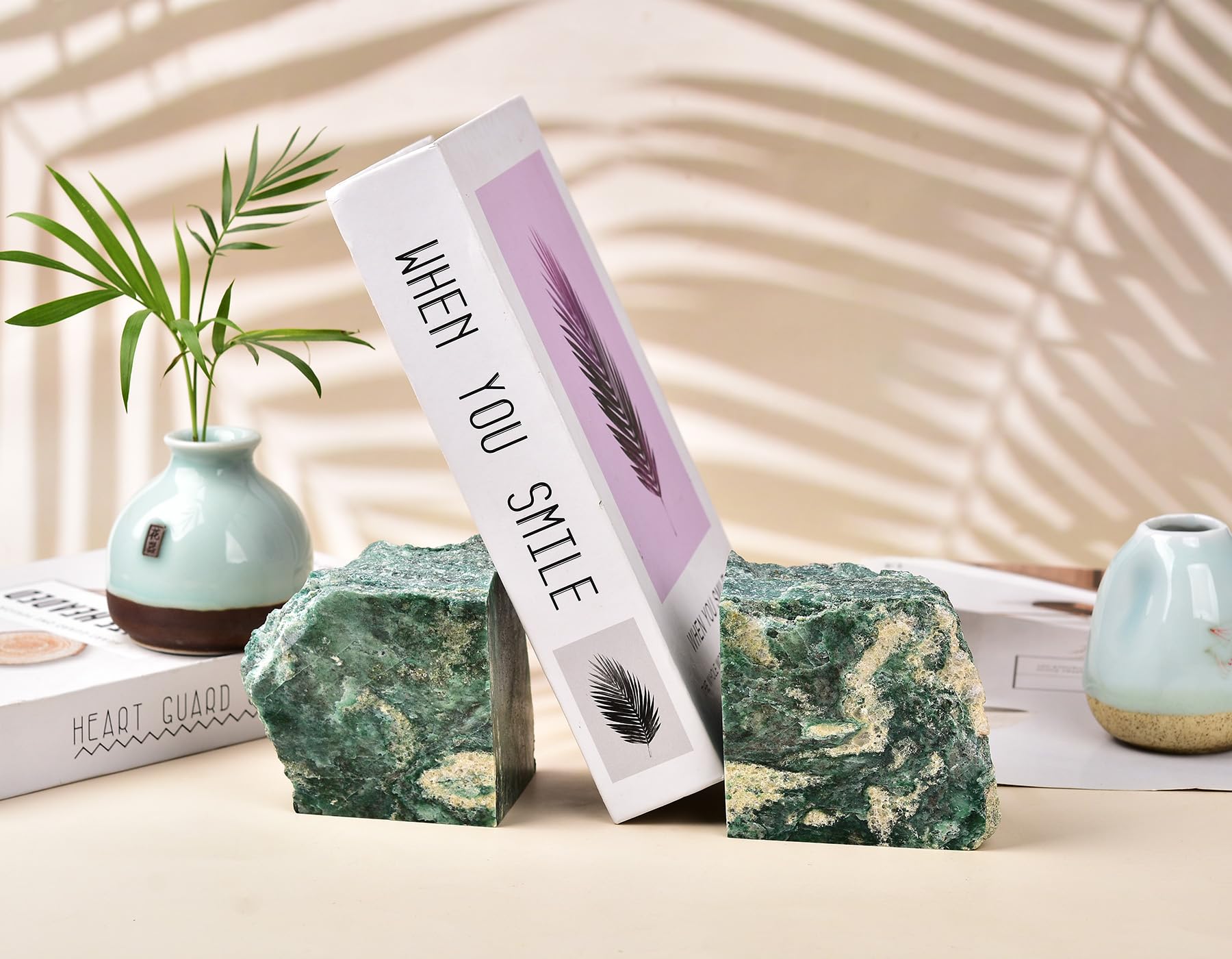 AMOYSTONE Green Mica Stone Bookends for Bedroom Vanity Decor