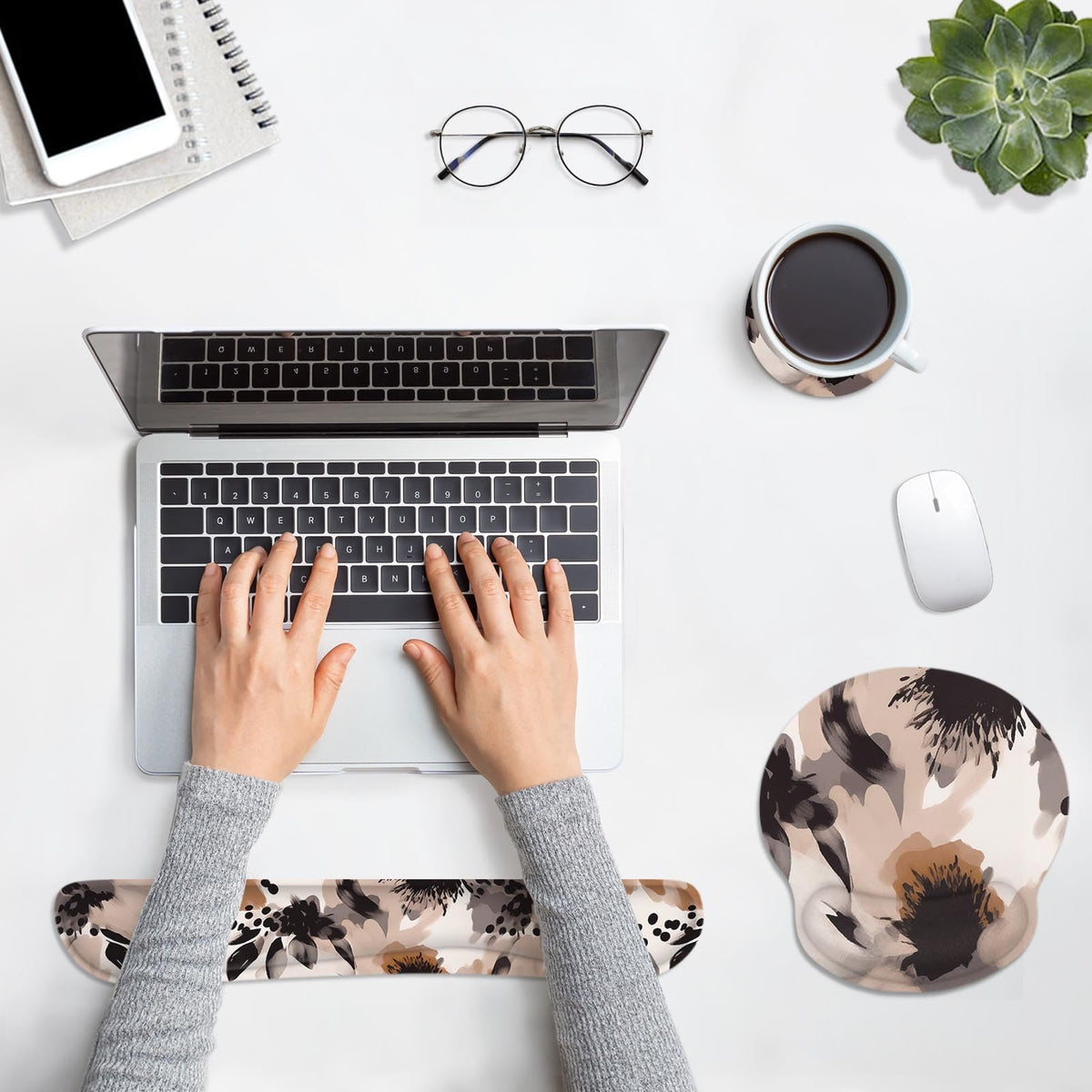Britimes Ergonomic Mouse Pad Set with Wrist Rest, Boho Tribal
