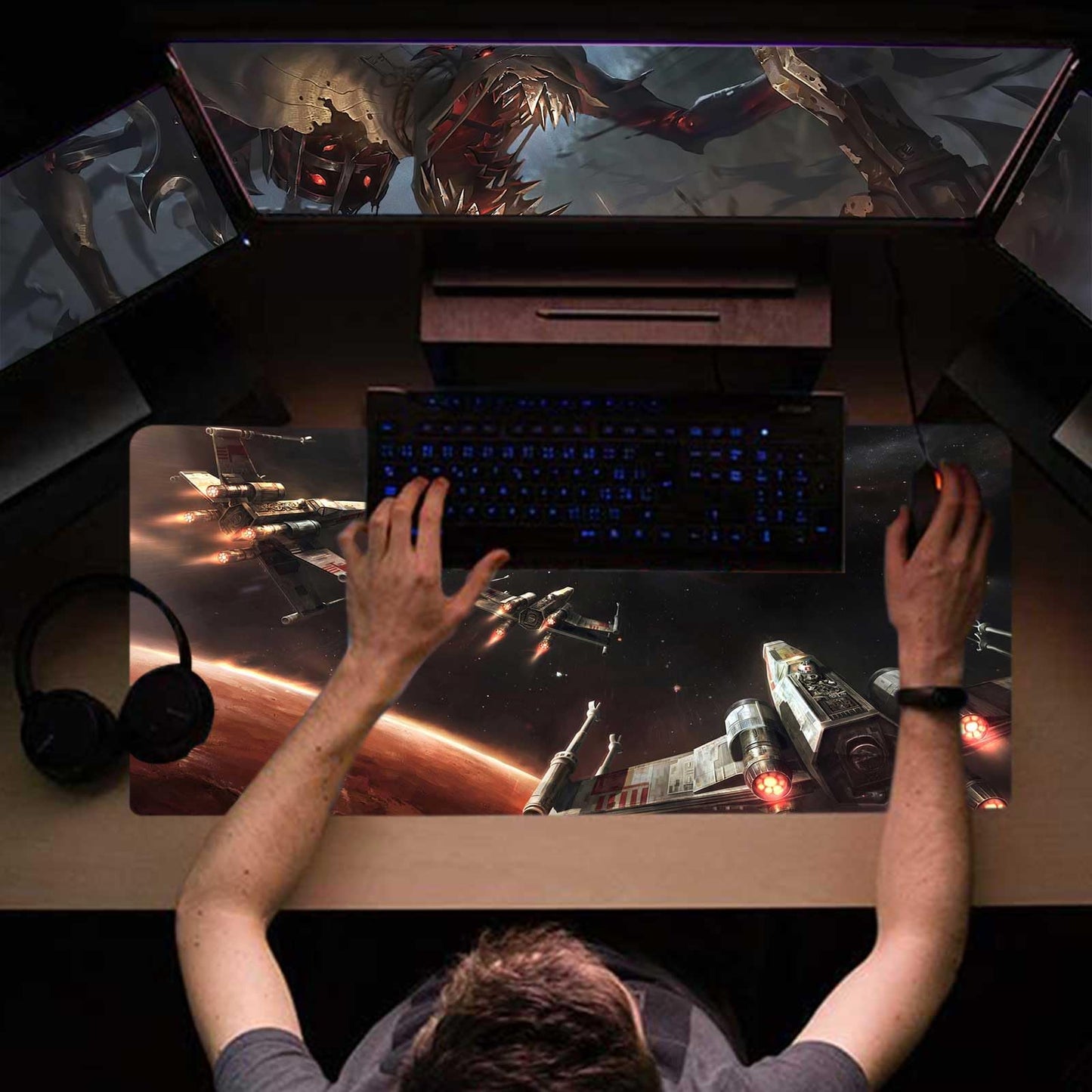 XXL Large Gaming Mouse Pad,Mousepad with Stitched Edge Frame & Non-Skid Rubber Base,Desk Mat for