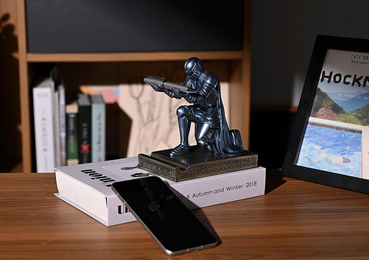 Windbreaker Soldier Knight Pen Holder Personalized Desk Accessory Blue