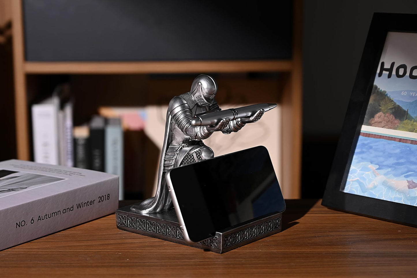 Windbreaker Soldier Knight Pen Holder Personalized Desk Accessory Silver