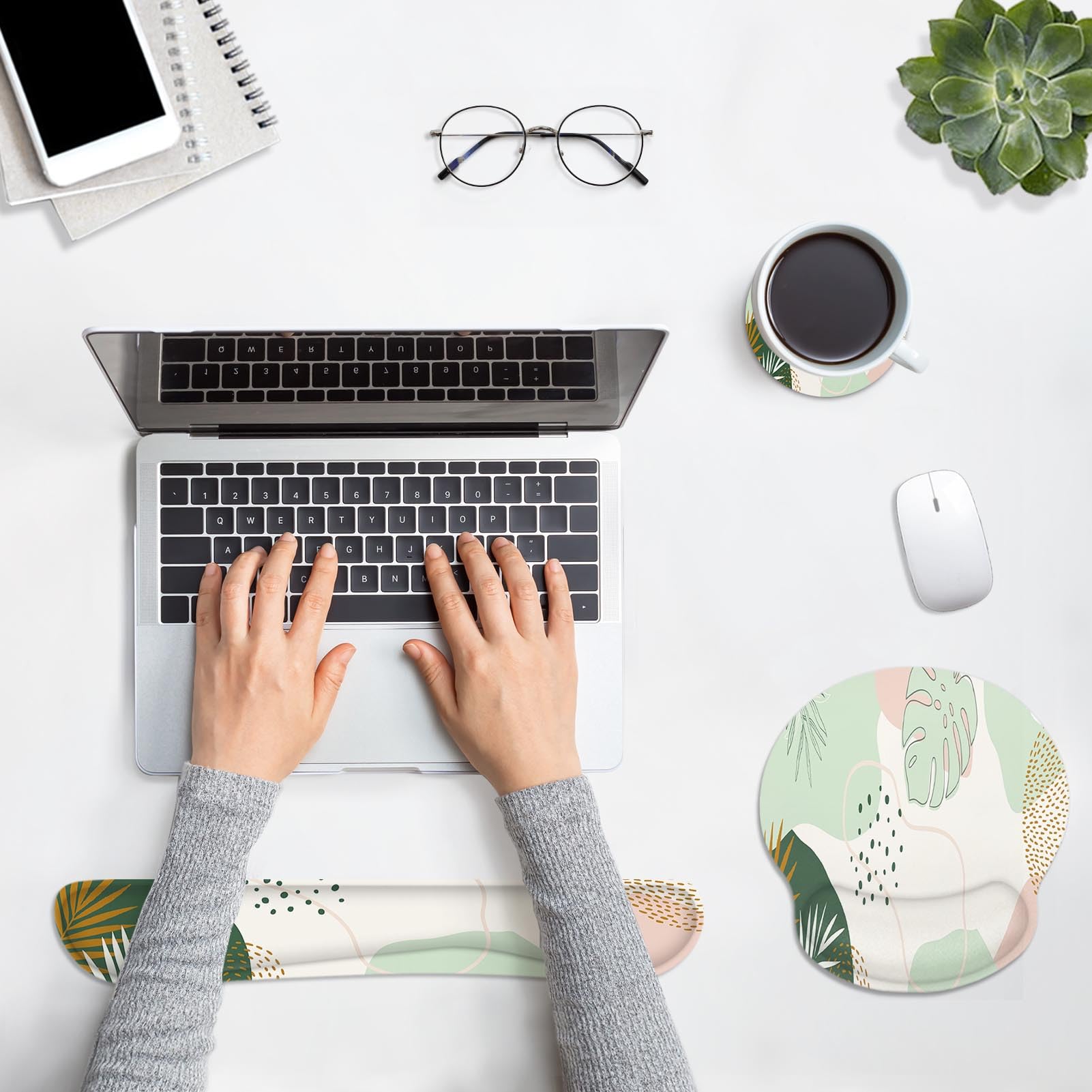 Britimes Ergonomic Mouse Pad Set with Wrist Rest, Boho Leaves