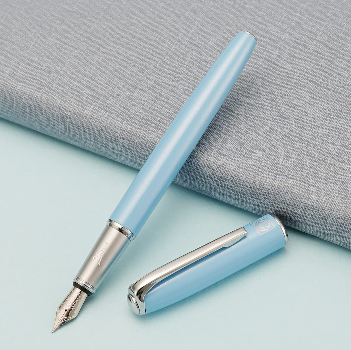 erofa Picasso 916 Sky Blue Fountain Pen with Gift Box Writing Pen Set Medium Nib 0.7mm for Office