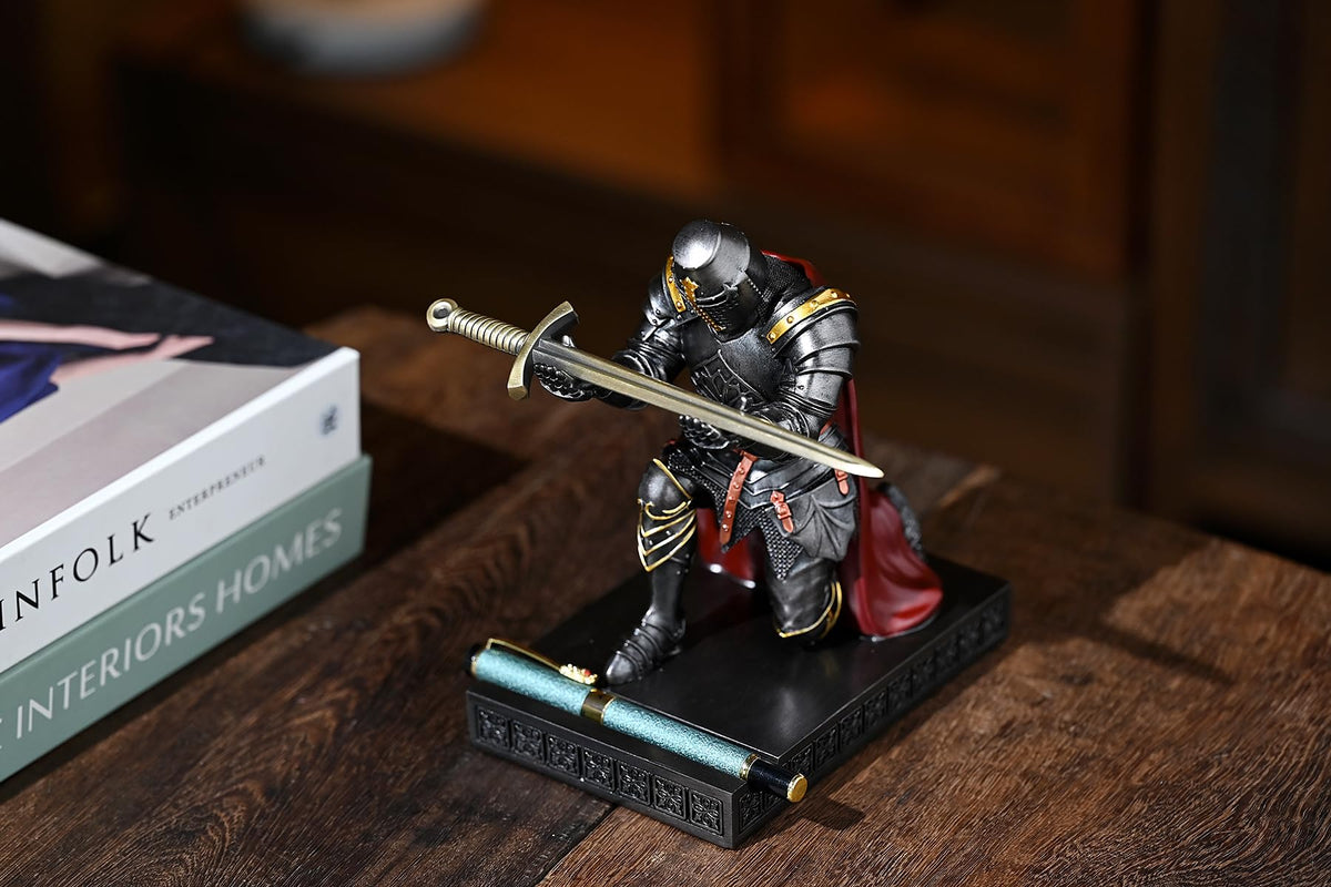 Medieval Templar Vanguard Officer Knight Pen Holder Desk Organizers Iron