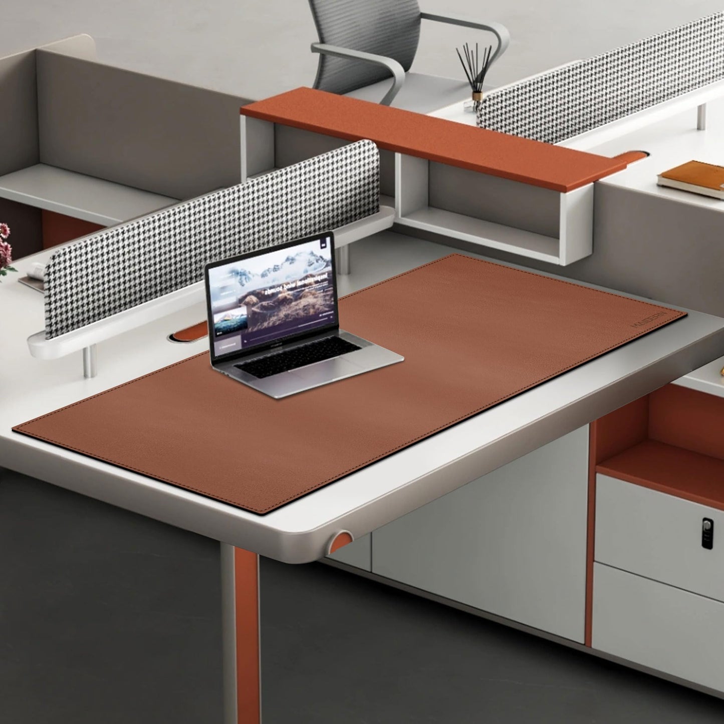 MAIDERN 43.3”x 19.6” Leather Desk Mat, Large Desk Pad, Cork & Leather Large Mouse pad for Desk