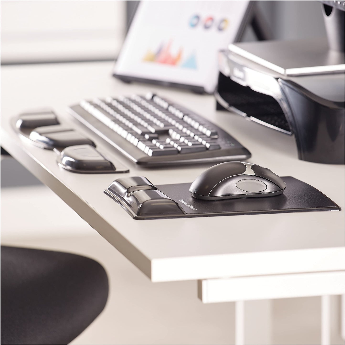 Fellowes® MICROBAN® Gel Mouse Pad Wrist Support - Black (9182301)