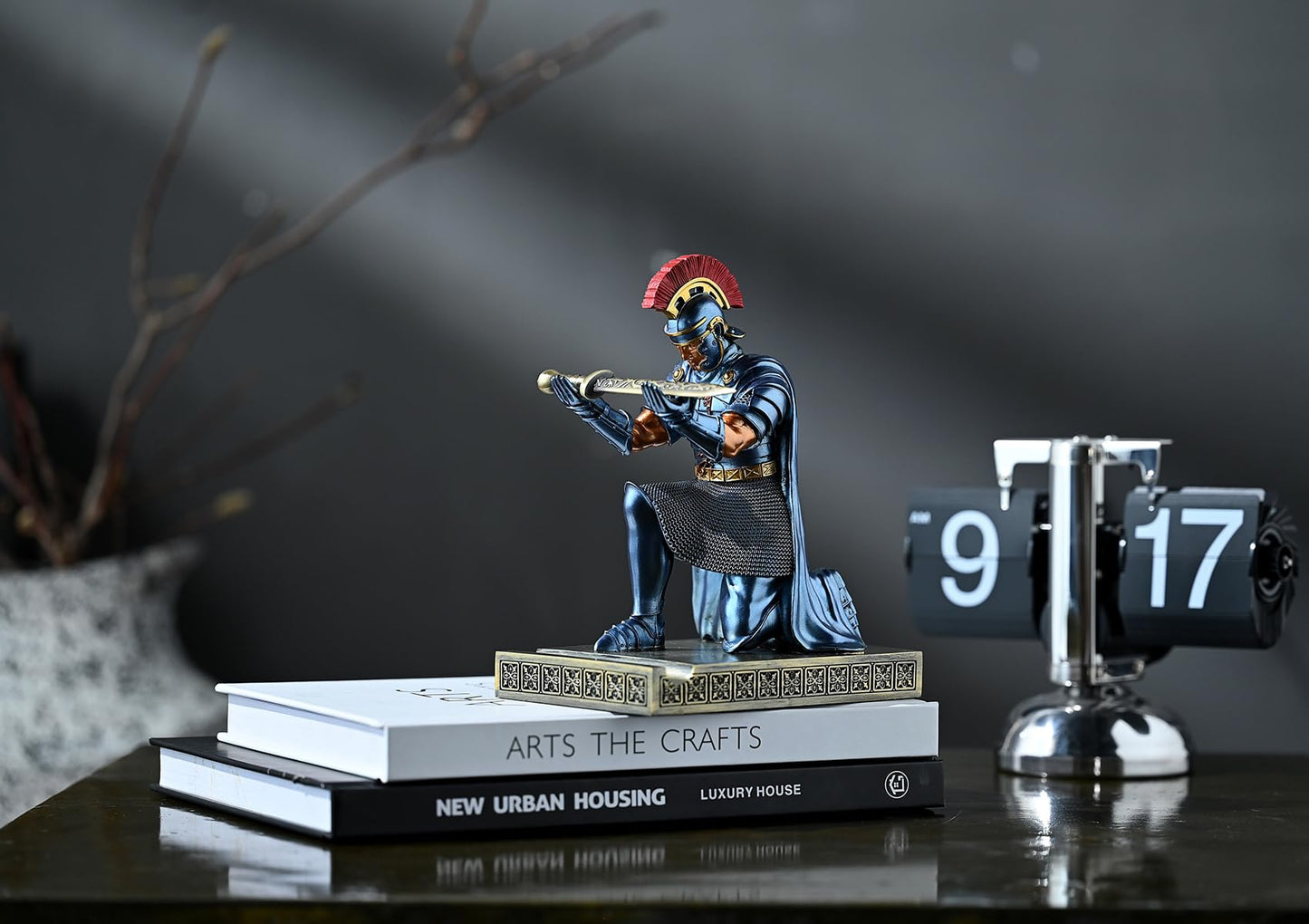 Roman Praetorian Prefect Warrior Knight Pen Holder Desk Ornament Blue