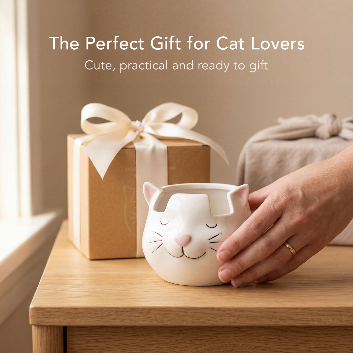 Luvberries White Cat Eyewear Holder, Multi-Purpose Accessories for Makeup and Stationery, Compact